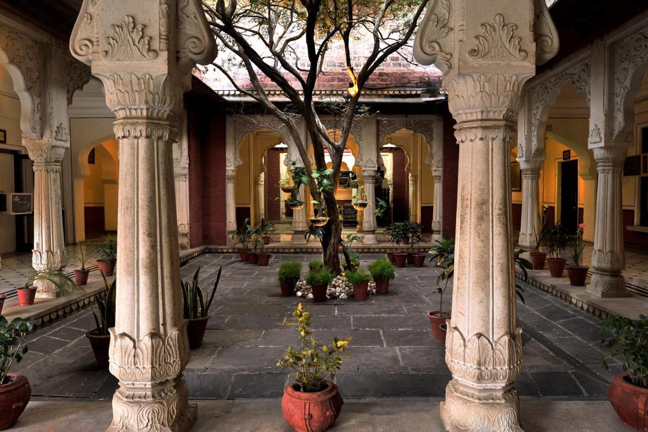 Welcomheritage Umed Bhawan Palace Kota  Bagian luar foto
